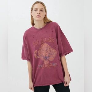 Def Leppard 1983 Tour Oversized Tee